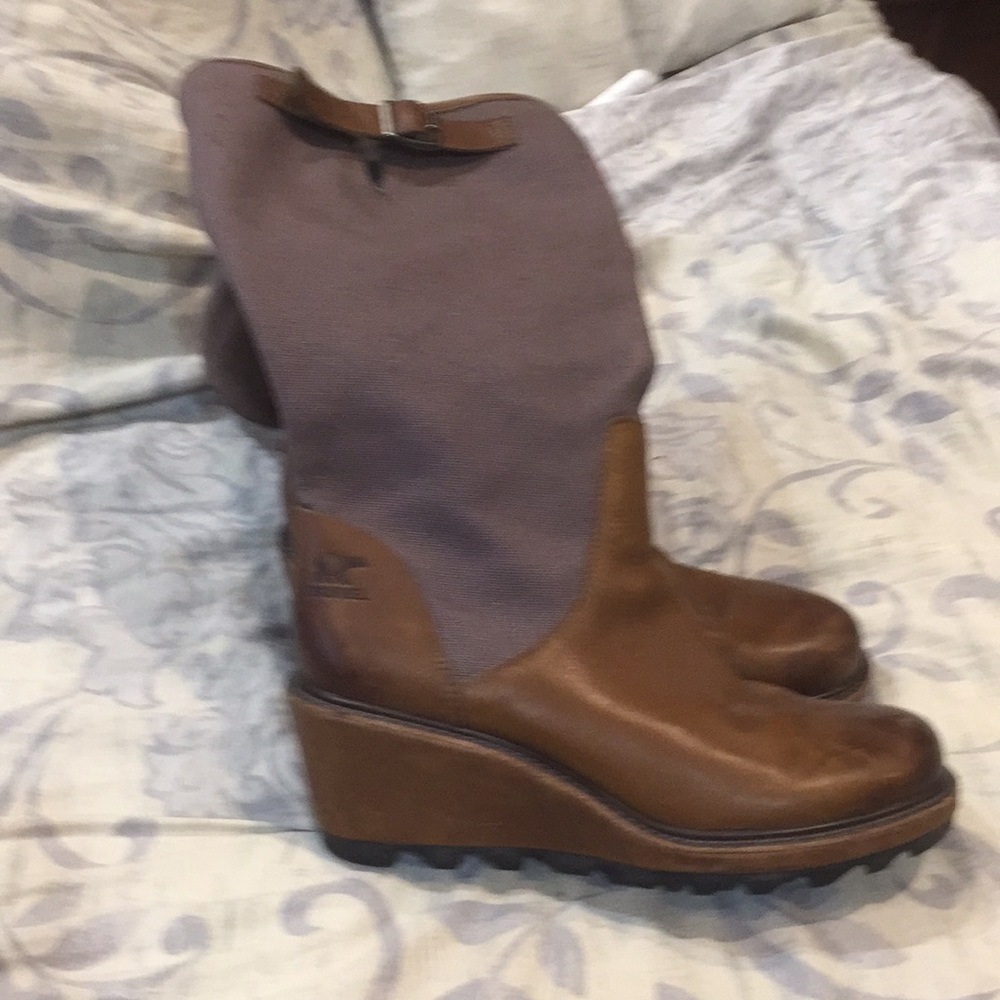 Sorel wedge boots